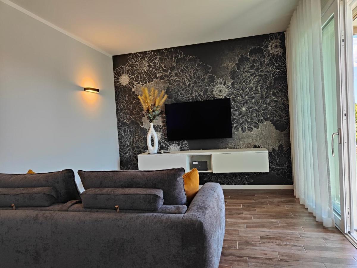 San Giorgio Design Home Con Jacuzzi Privata Cola (Verona) Exterior foto
